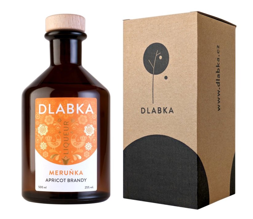 APRICOT BRANDY 25% 0,5L - Balení: Dárková krabička s minikatalogem +  35 Kč